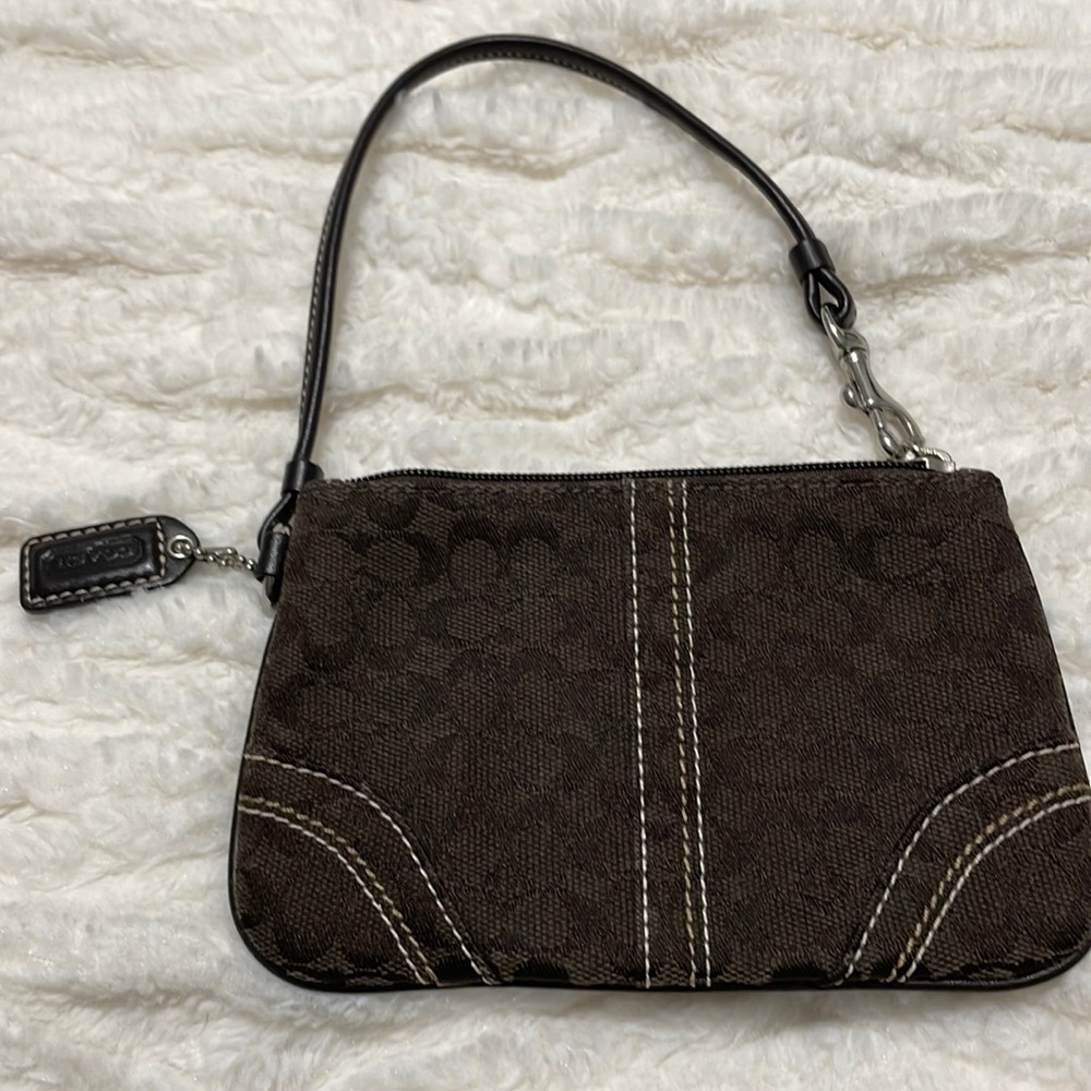 Small Coach Wristlet Vintage